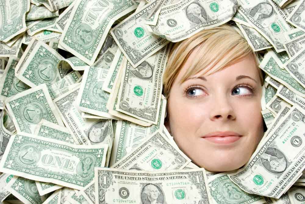 Who Pays for the Bachelorette Party? 2026 Etiquette Guide