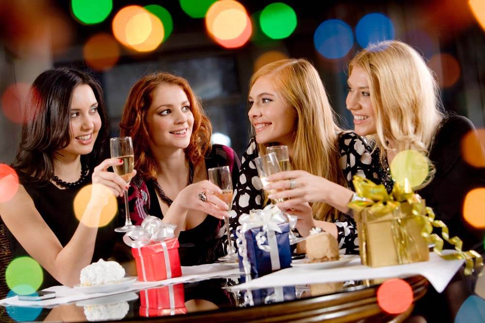 How to Throw a Bachelorette Party