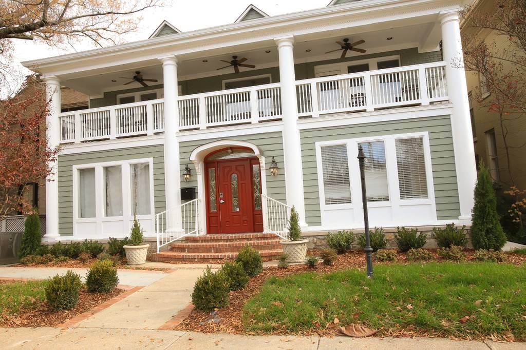 8 Best Rental Houses for Your Bachelorette Party (Updated in 2024)